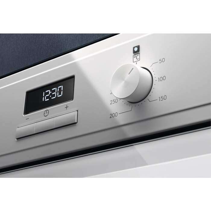 Электрический духовой шкаф electrolux intuit 600